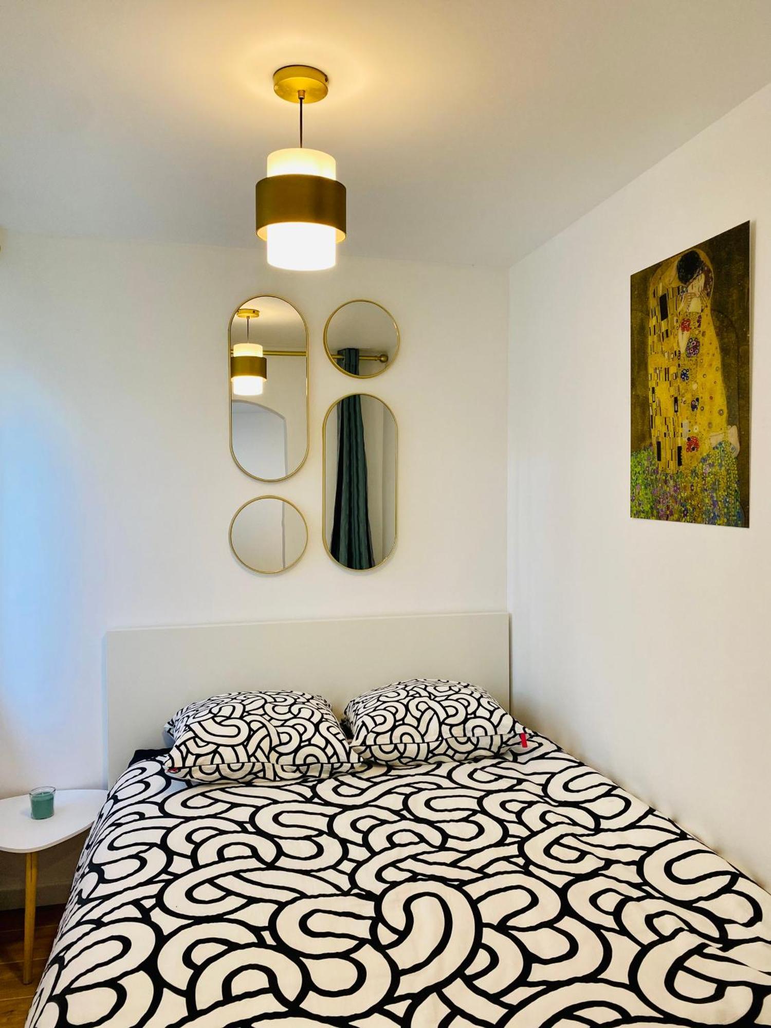 Joli Appartement Renove Incluant Parking A 10 Min De Paris Nanterre Eksteriør billede